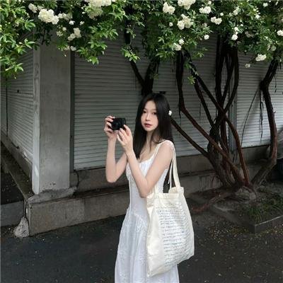 飞女欲潮